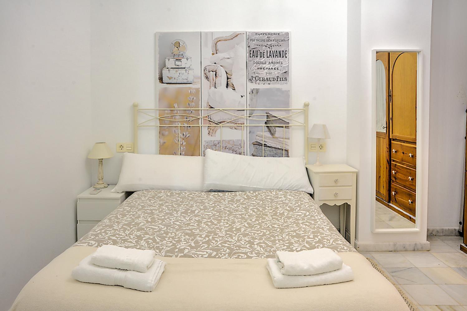Apartamento En Calle Regla Sanz Sevilla Exteriör bild